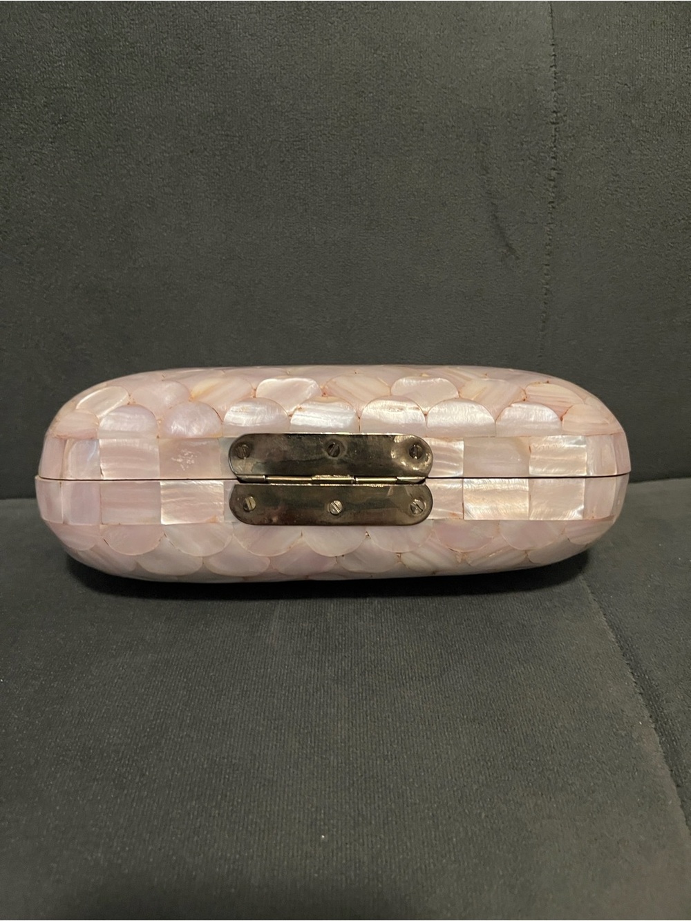 Patricia iridescent mother-of-pearl clutch - Elegant Evening Bag - Picture 5 of 8